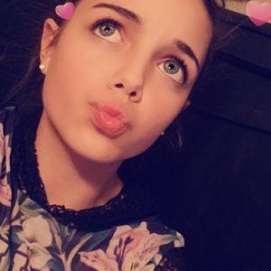 Meet your Posher, Alyssa